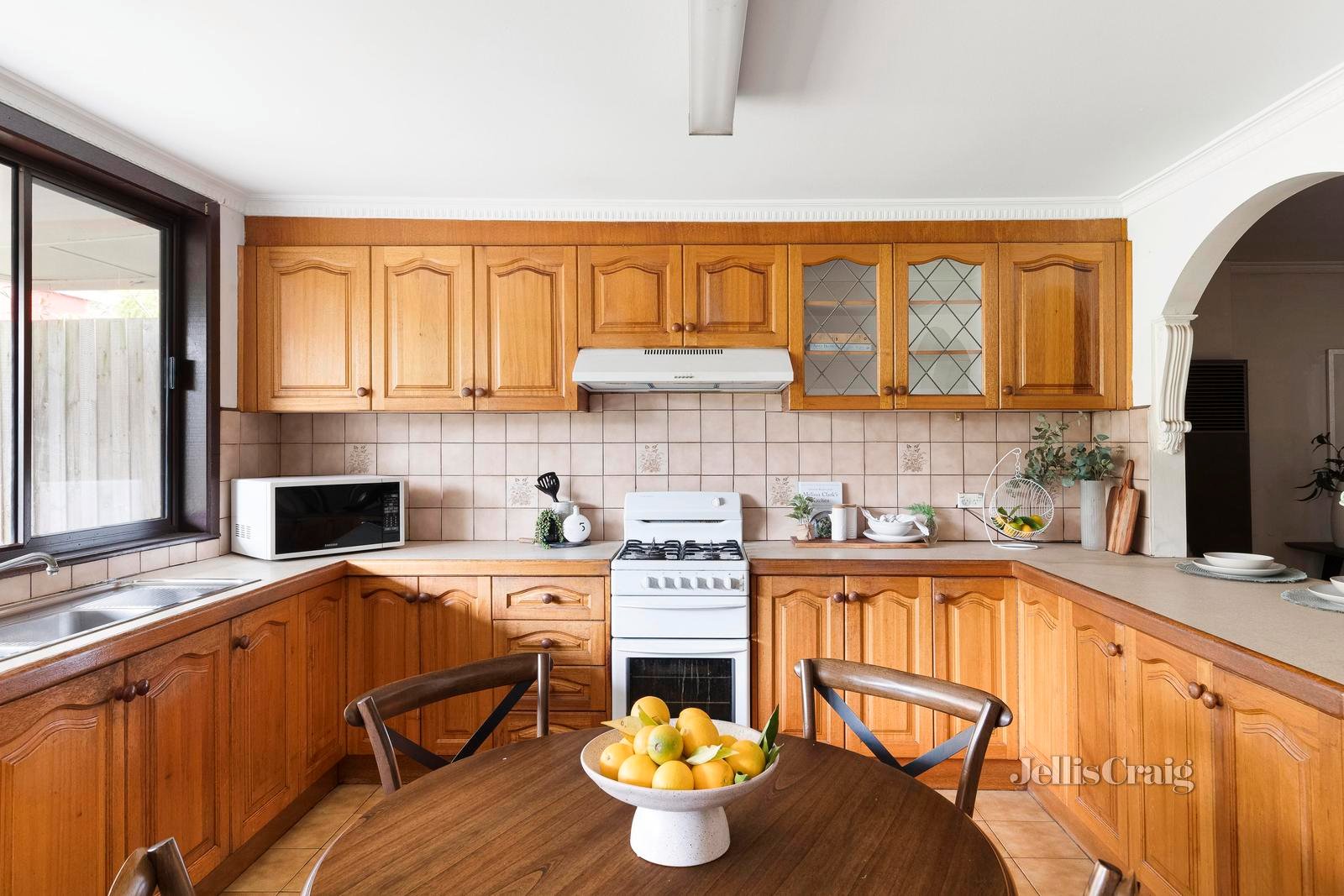 14 Helen Street, Northcote image 3