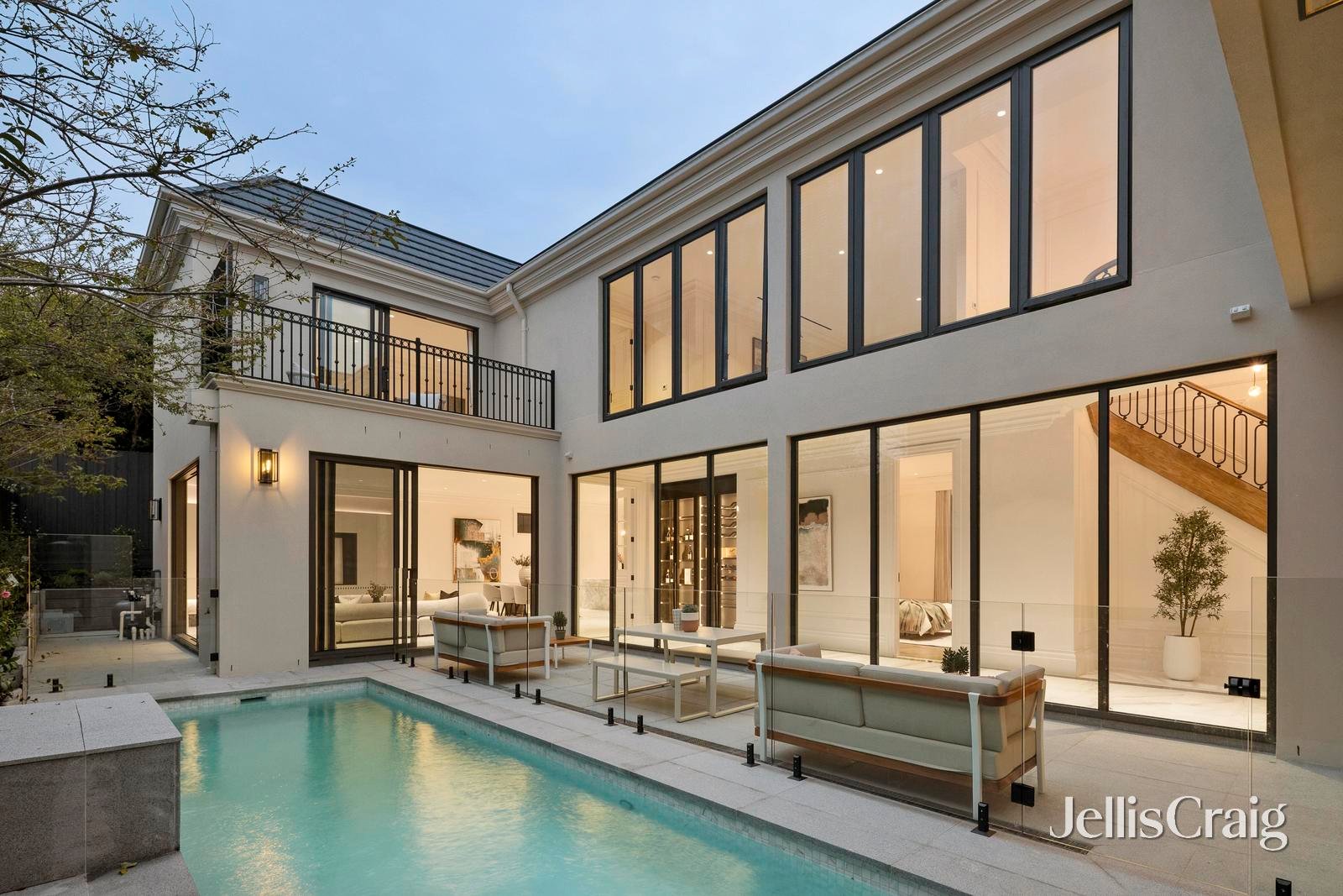 14 Henley Street, Balwyn image 11