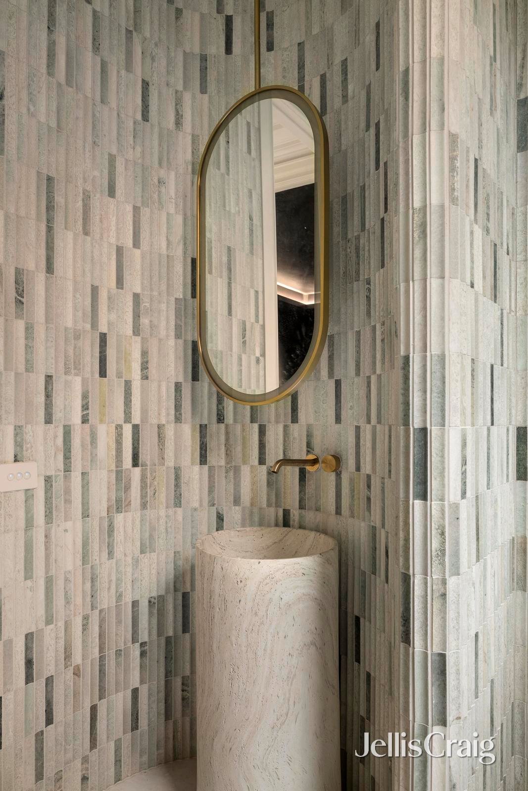 14 Henley Street, Balwyn image 24