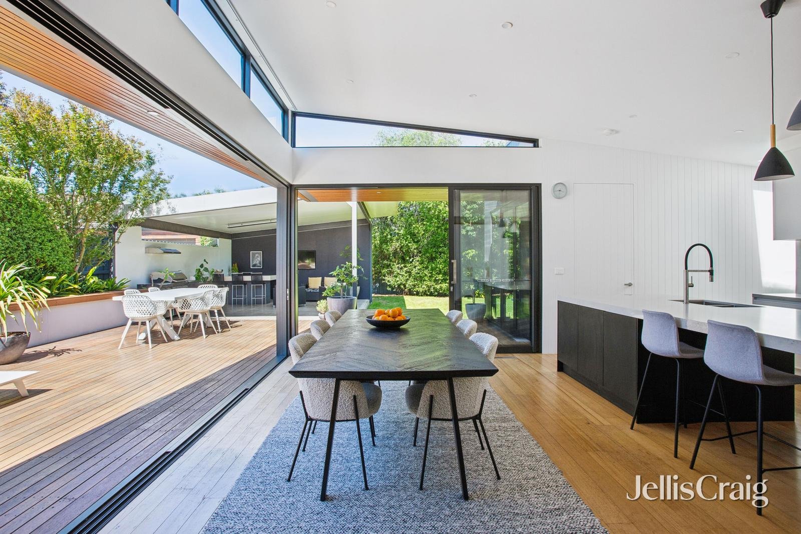 14 Herald Street, Cheltenham image 9