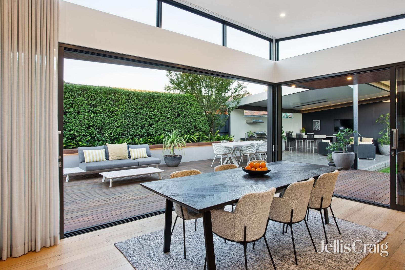 14 Herald Street, Cheltenham image 11