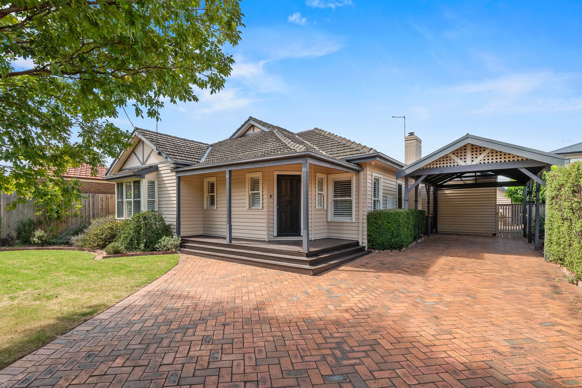 14 Higgins Road Bentleigh