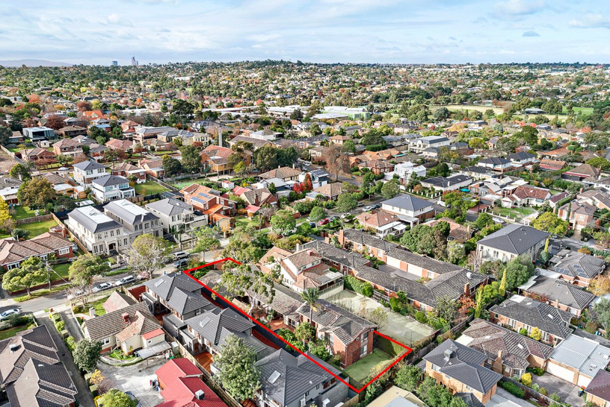 14 Highbury Street, Balwyn North image 2