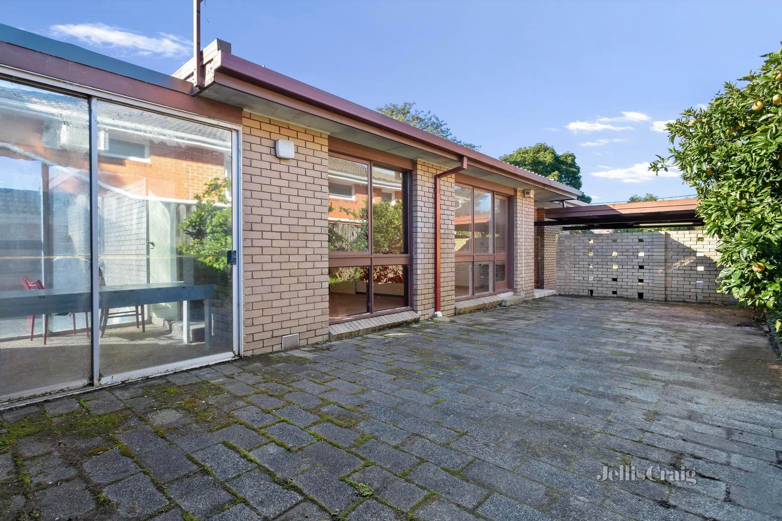 14 Hilltop Crescent, Burwood East image 6