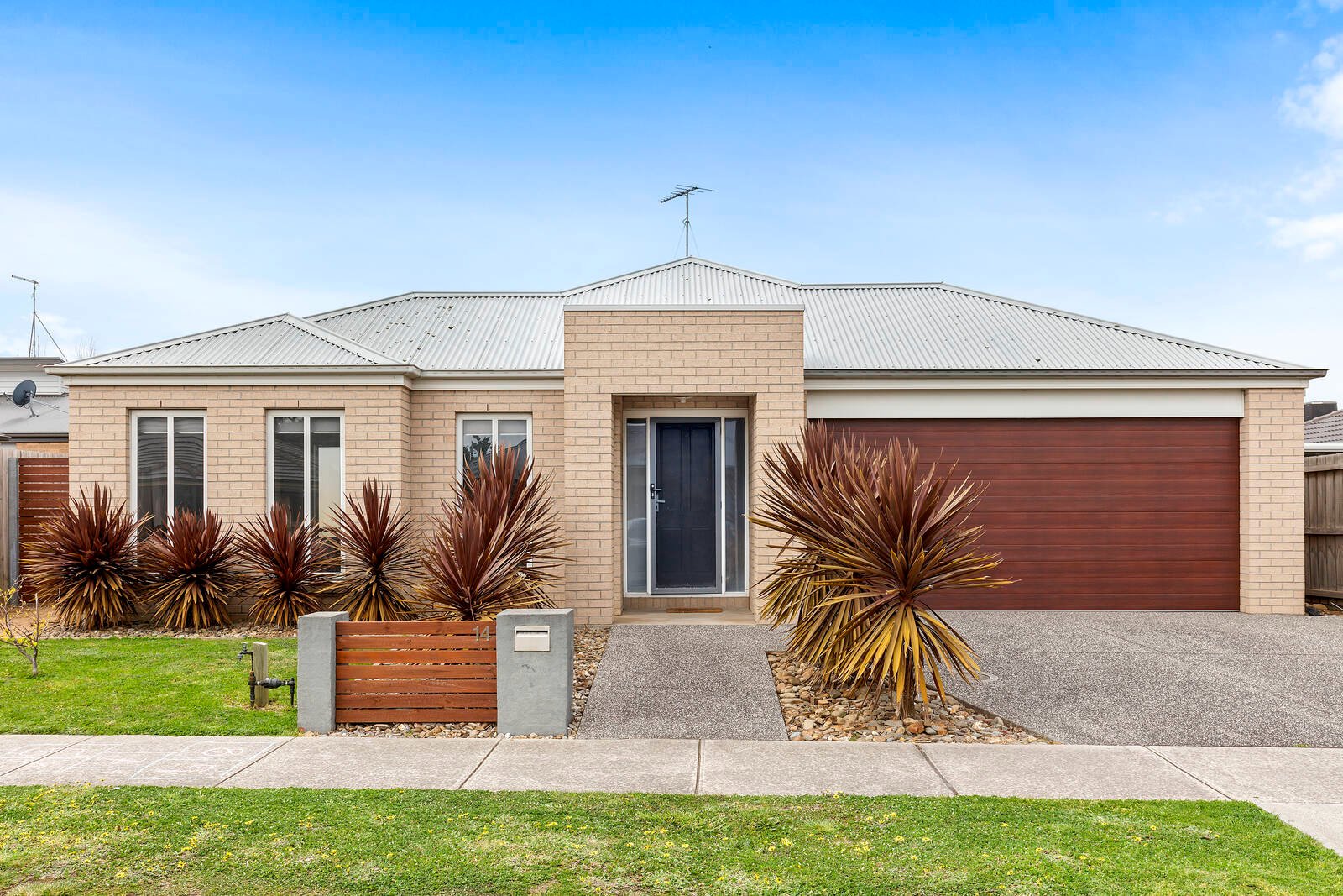 Property Gallery - Main Image