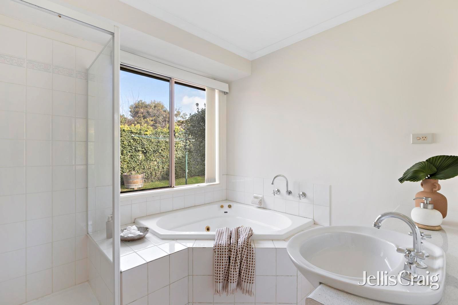 14 Hornsby Avenue, Westmeadows image 7