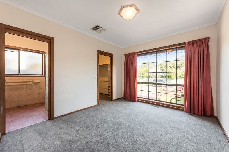 14 Huntley Street, Brighton image 4