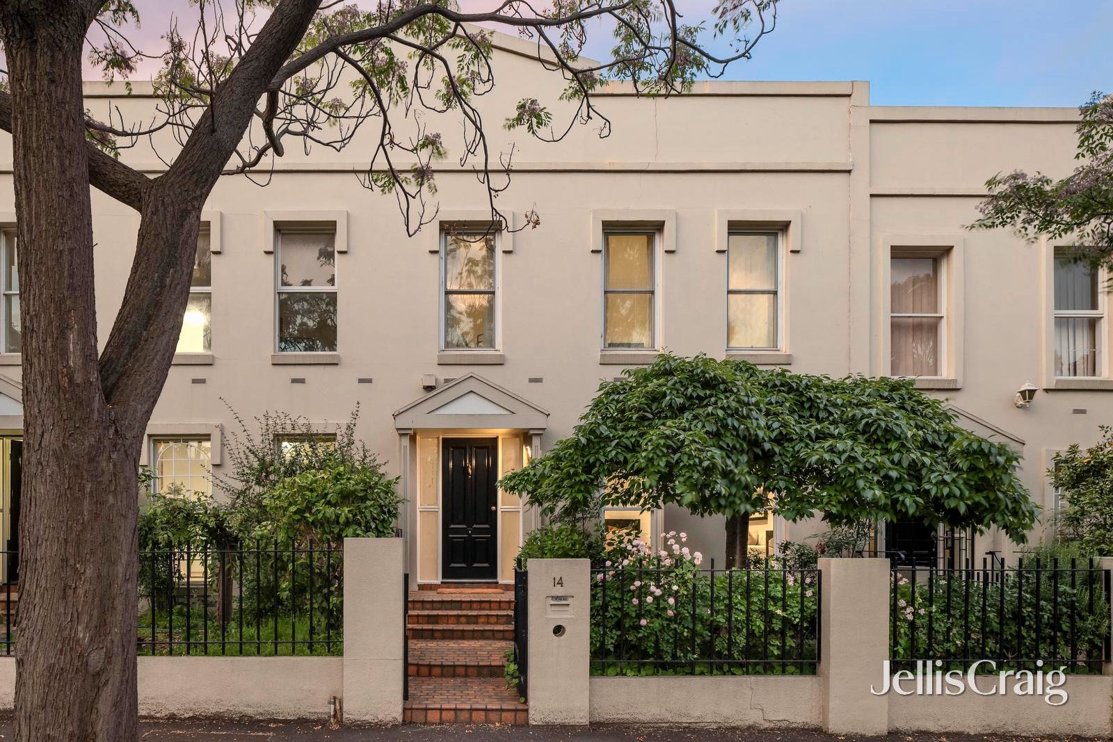 14 Ievers Street, Parkville image 1