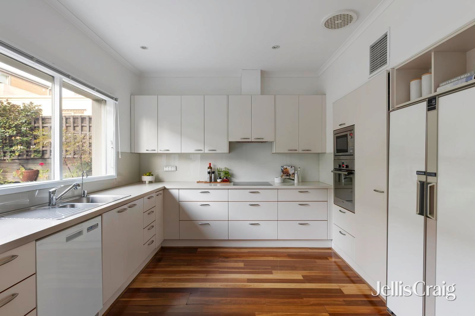 14 Ievers Street, Parkville image 10