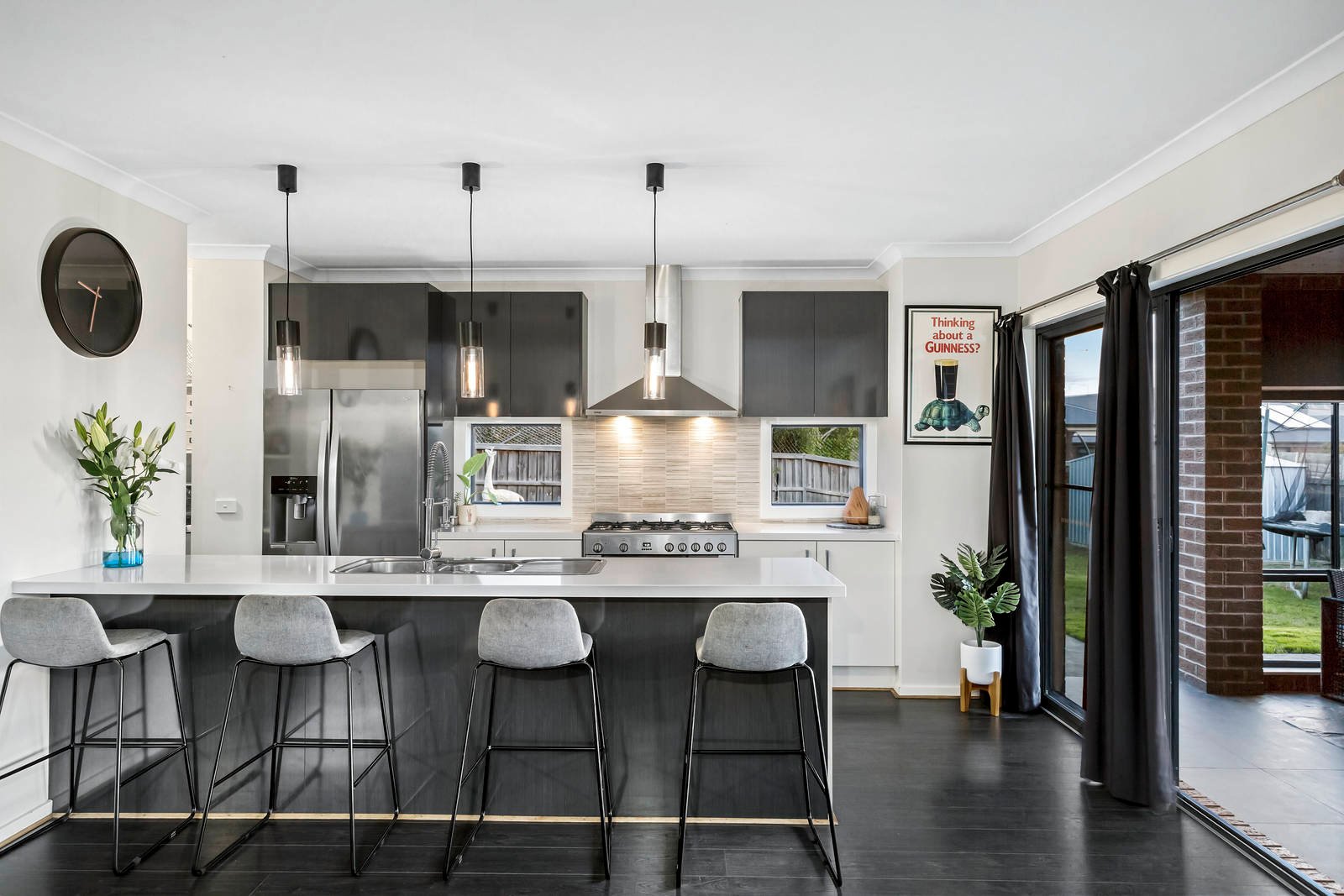 Property Gallery Thumbnail 7