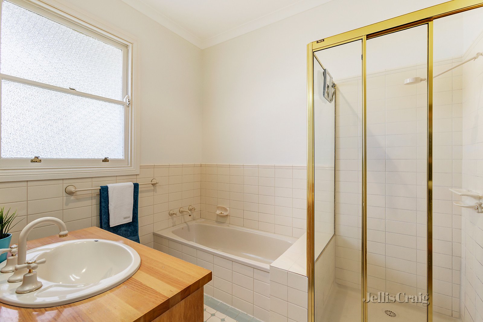 1/4 Imperial Avenue, Mount Waverley image 8