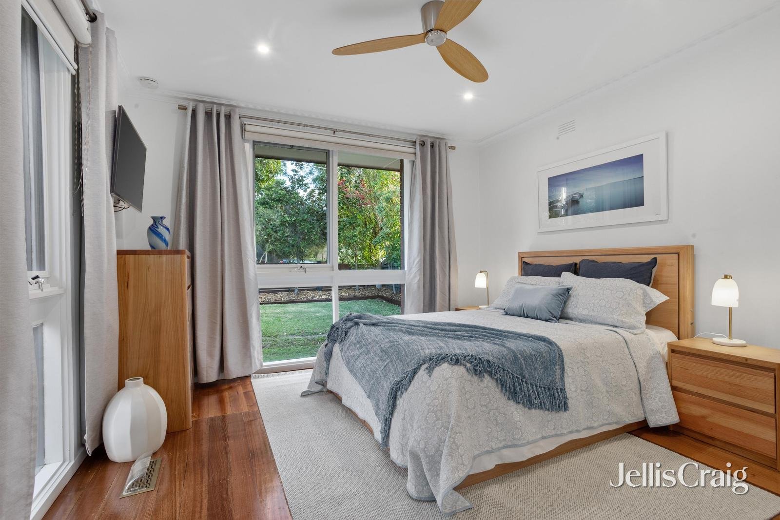 14 Ingleside Crescent, Glen Waverley image 6