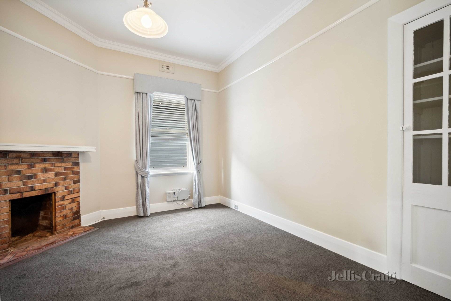 14 Inkerman Street, Newington image 5