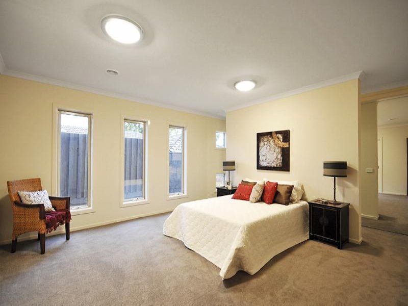 14 Iramoo Street, Balwyn image 7