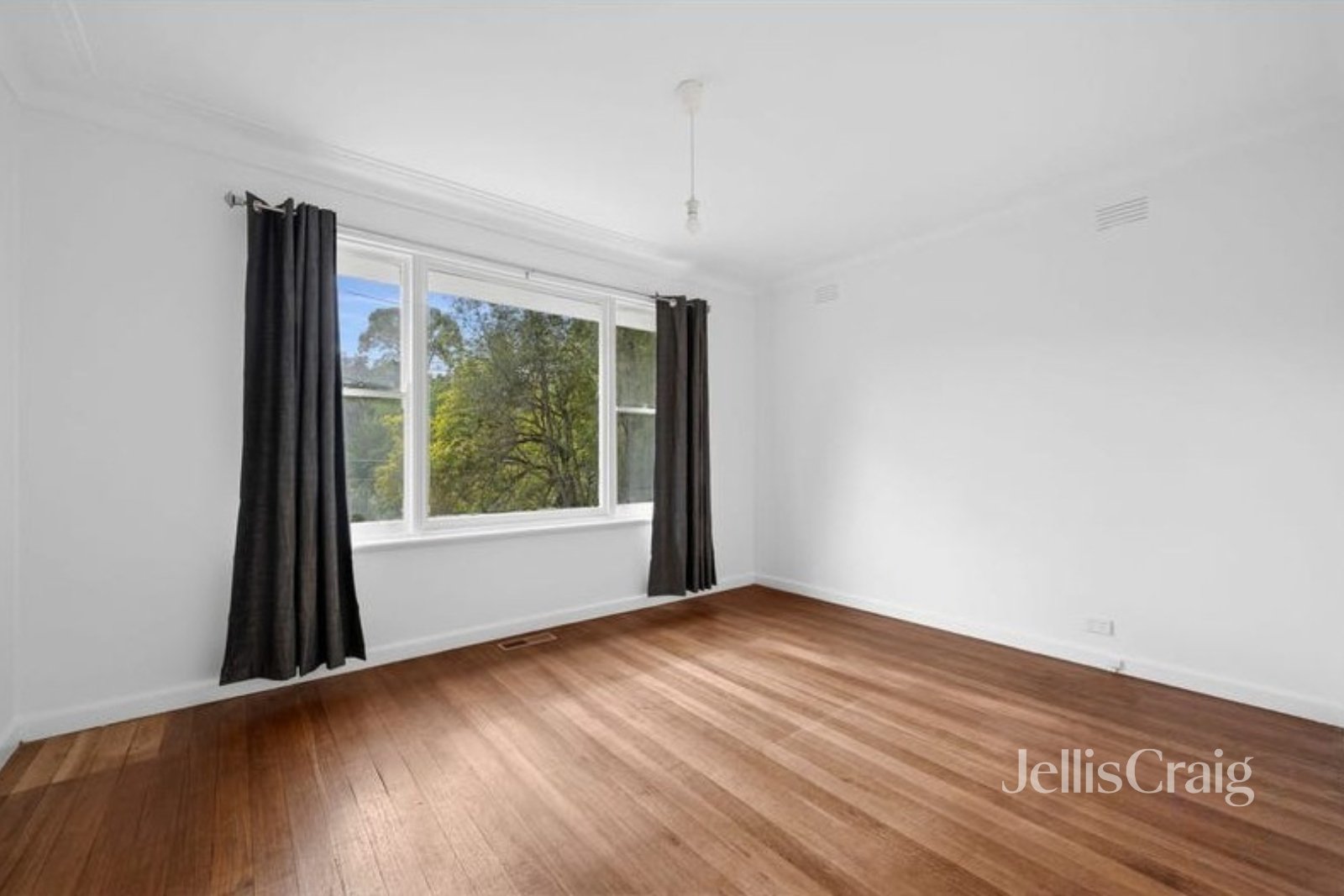 14 Joyce Avenue, Greensborough image 2