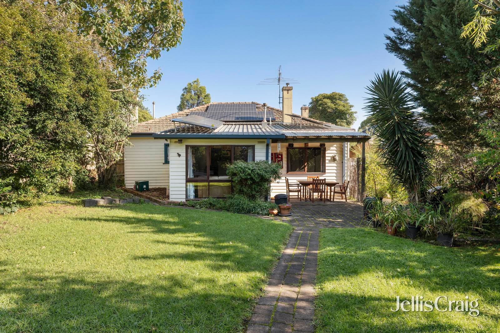 14 Kalimna Street, Balwyn image 8