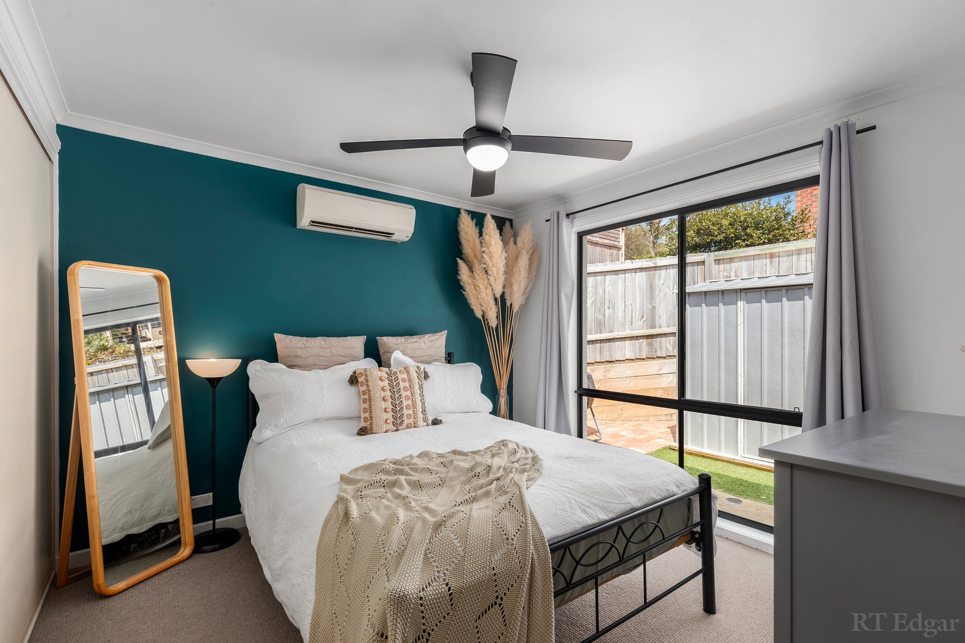 Property Gallery Thumbnail 9