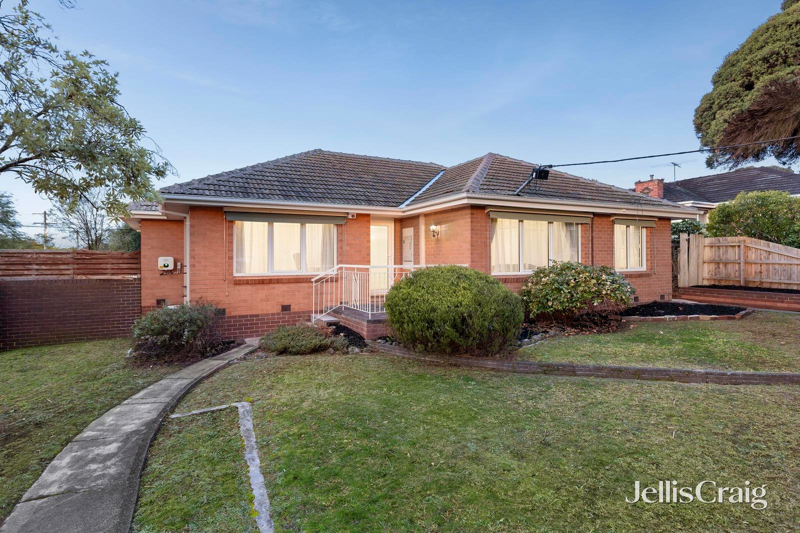 14 Kallay Street, Croydon image 1