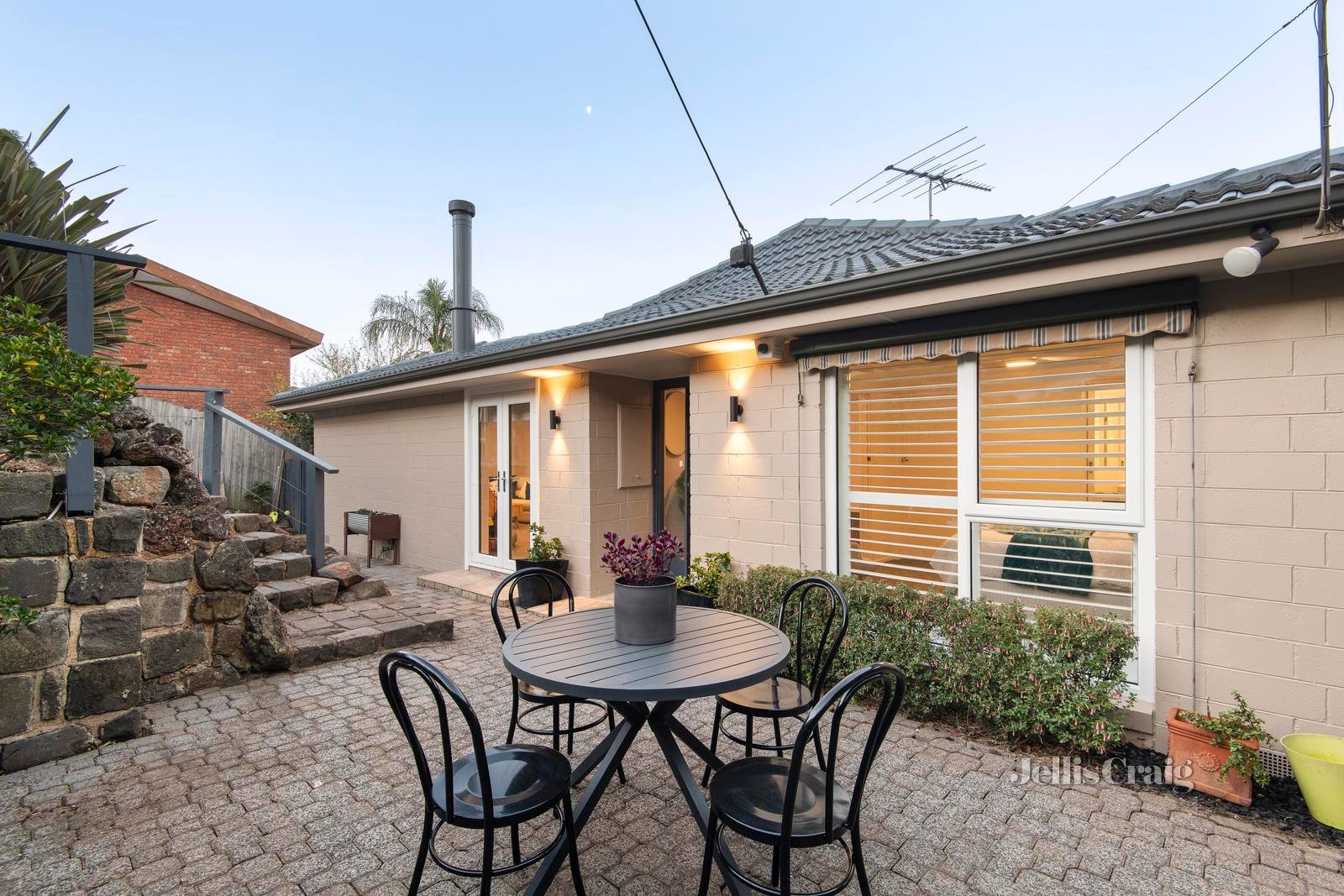14 Kardinia Drive, Yallambie image 21