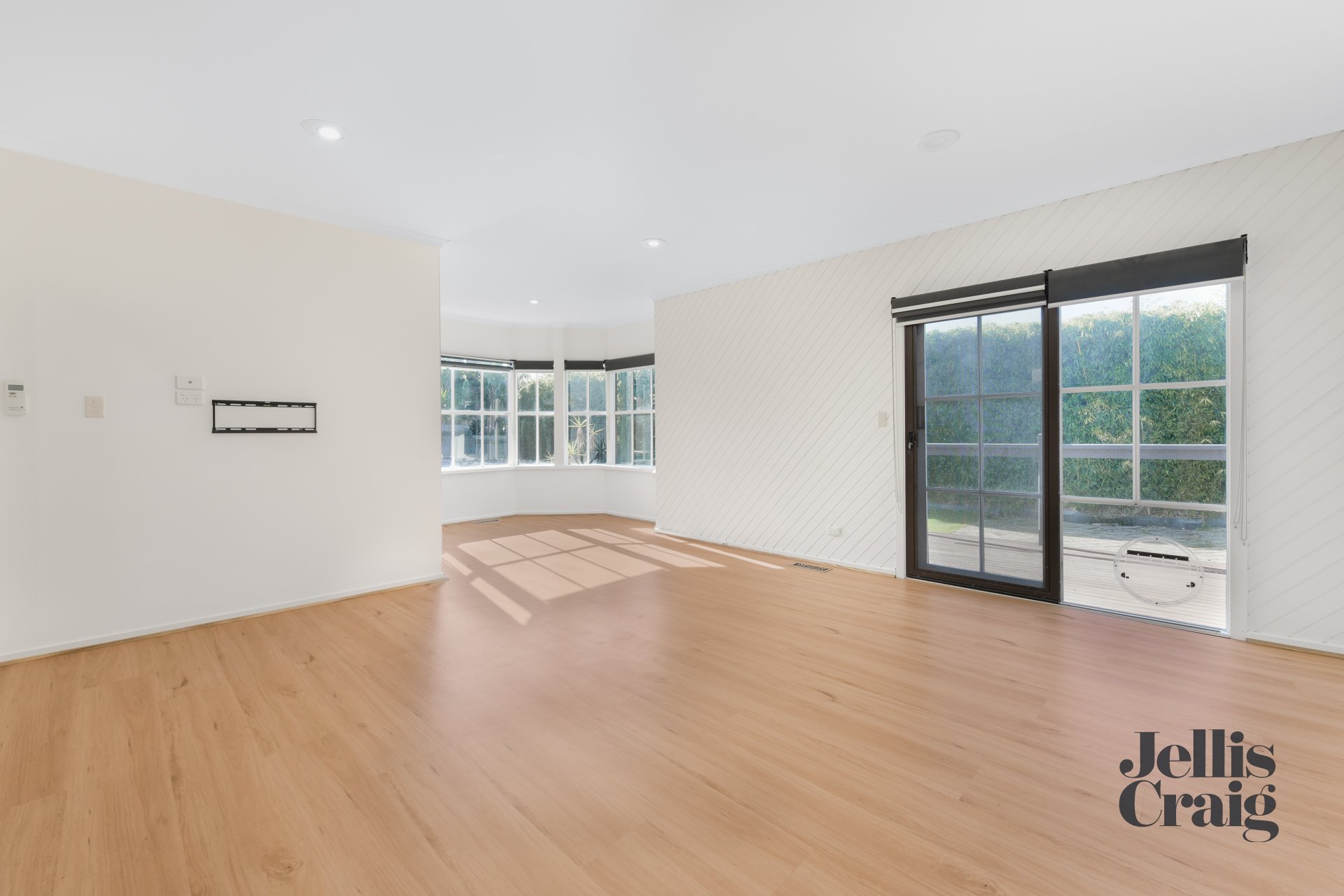 14 Kauri Grove, Glen&nbsp;Waverley image 3