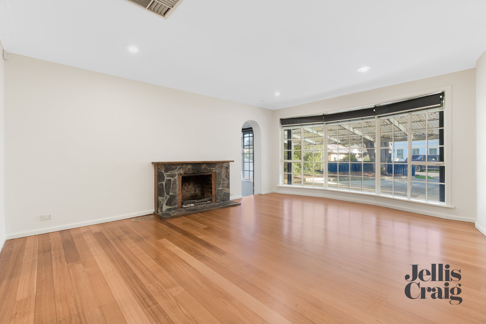 14 Kauri Grove, Glen&nbsp;Waverley image 2