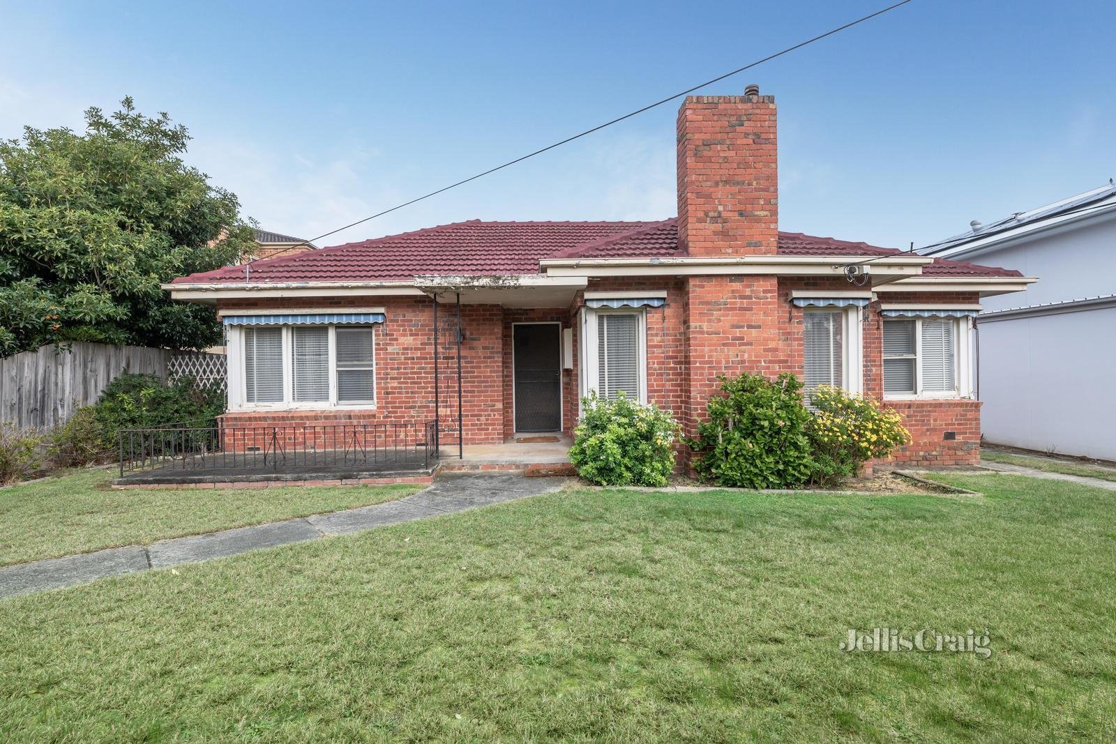 14 Kemp Avenue, Mount Waverley image 6