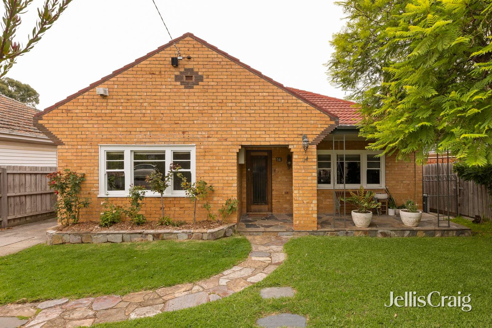 14 Kenneth Street, Preston image 1