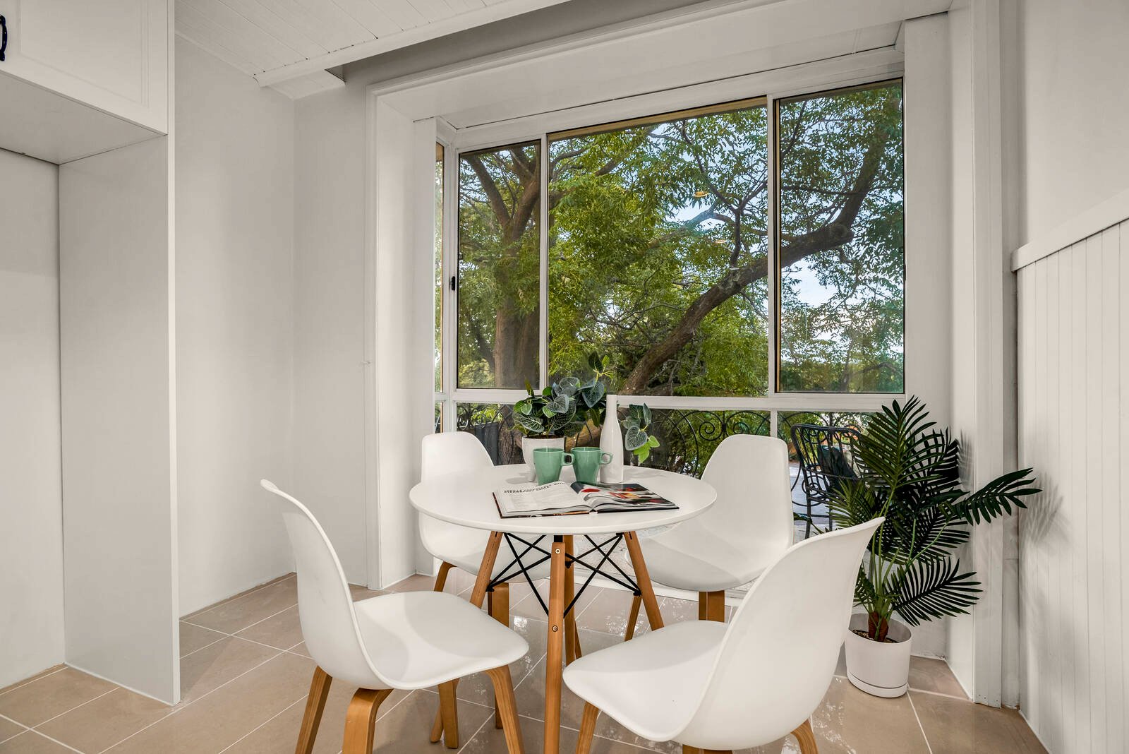 Property Gallery Thumbnail 6