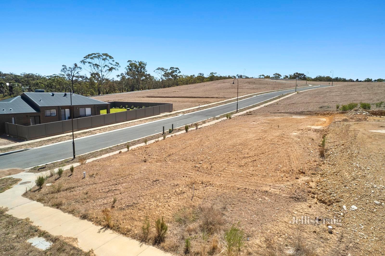 14 Kingfisher Drive, Mckenzie Hill image 4