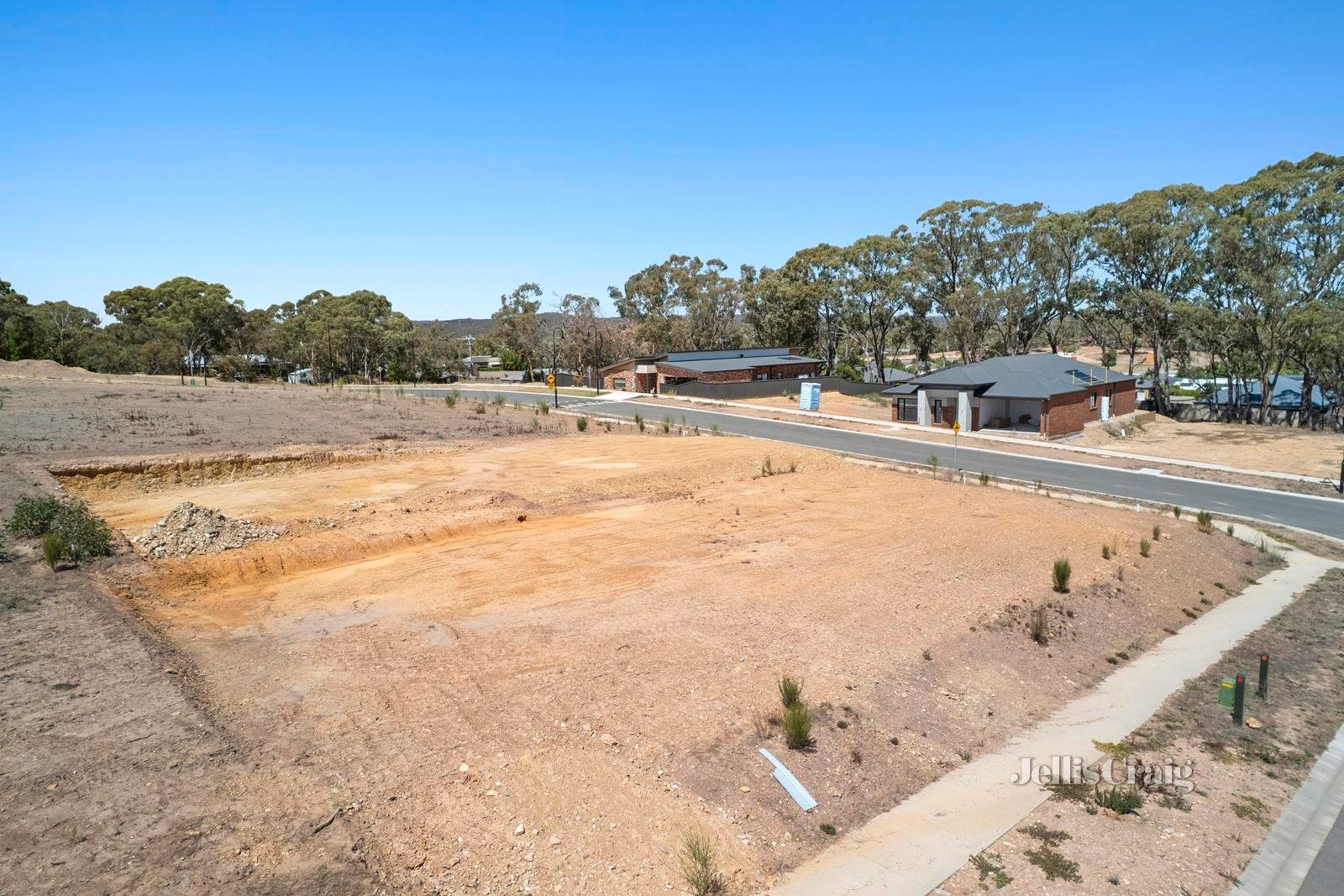 14 Kingfisher Drive, Mckenzie Hill image 7