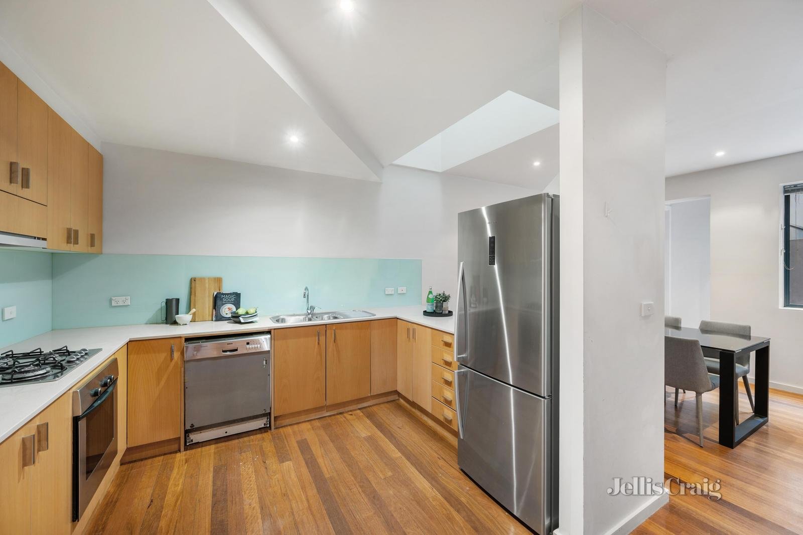 14 Kings Place, South Melbourne image 5