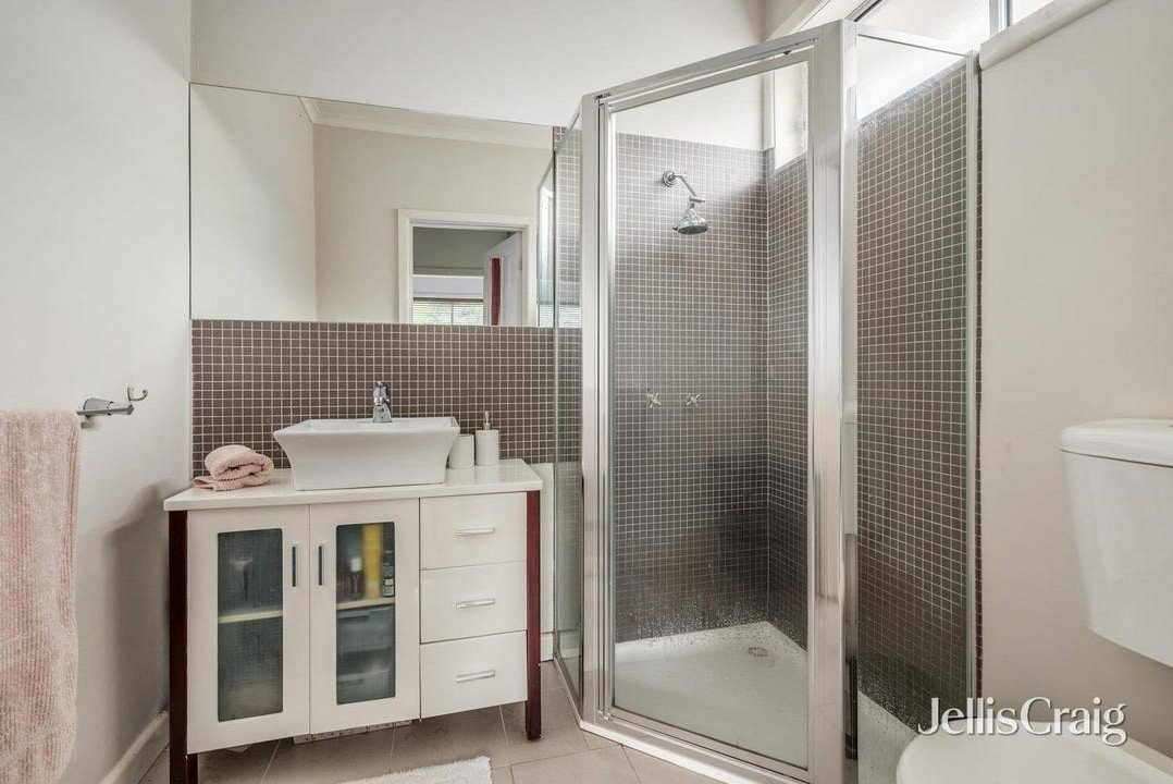 14 Kurrajong Avenue, Glen&nbsp;Waverley image 6