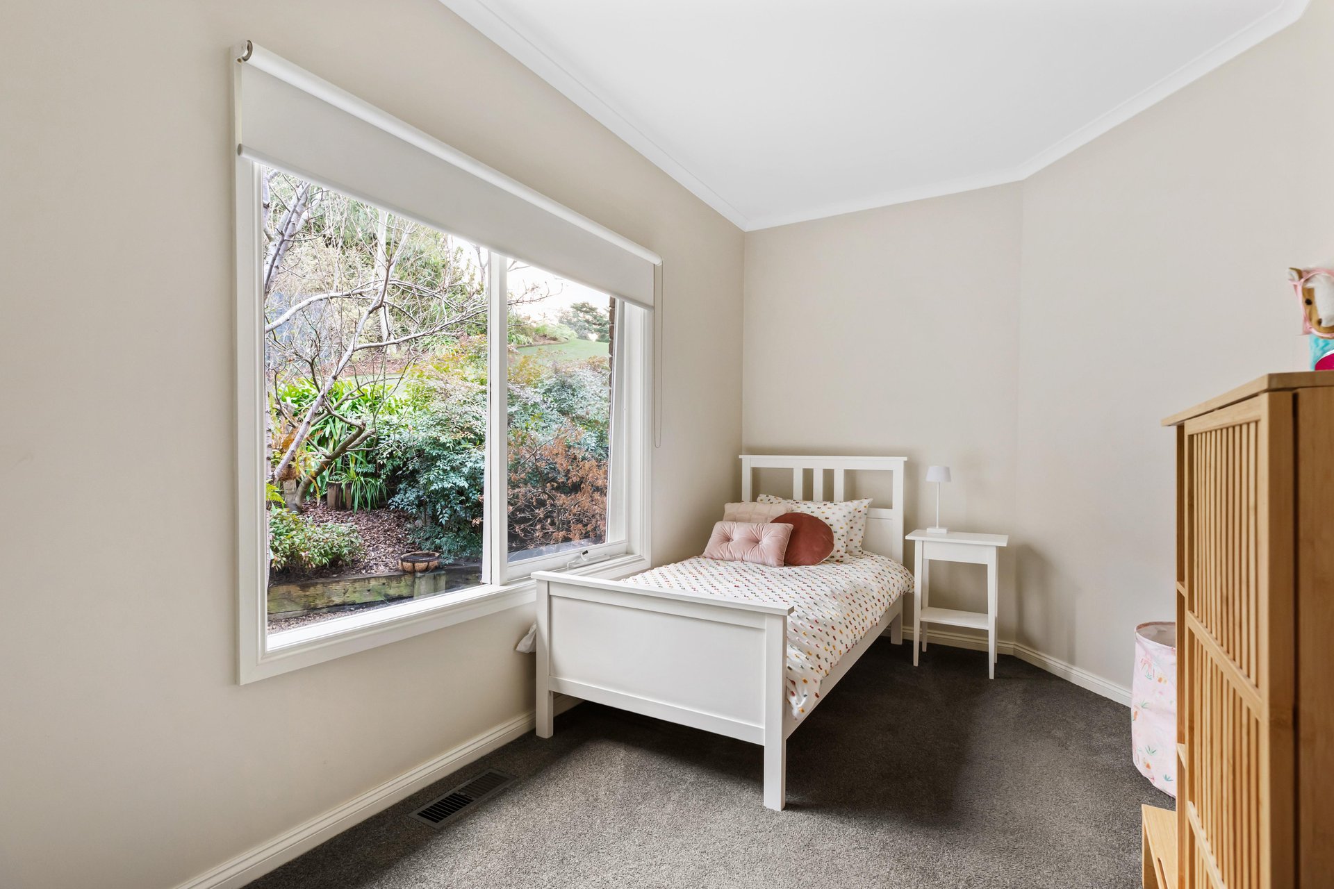 14 Laurel Hill Drive, Eltham North image 13