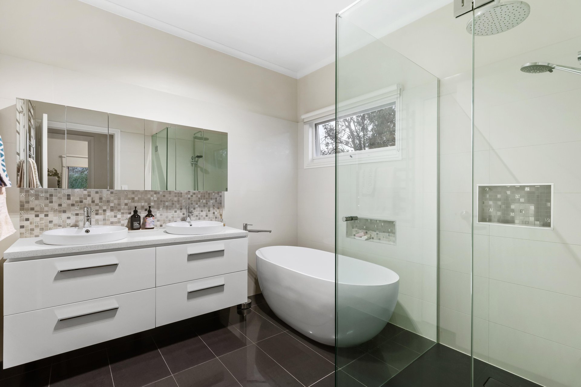 14 Laurel Hill Drive, Eltham North image 12