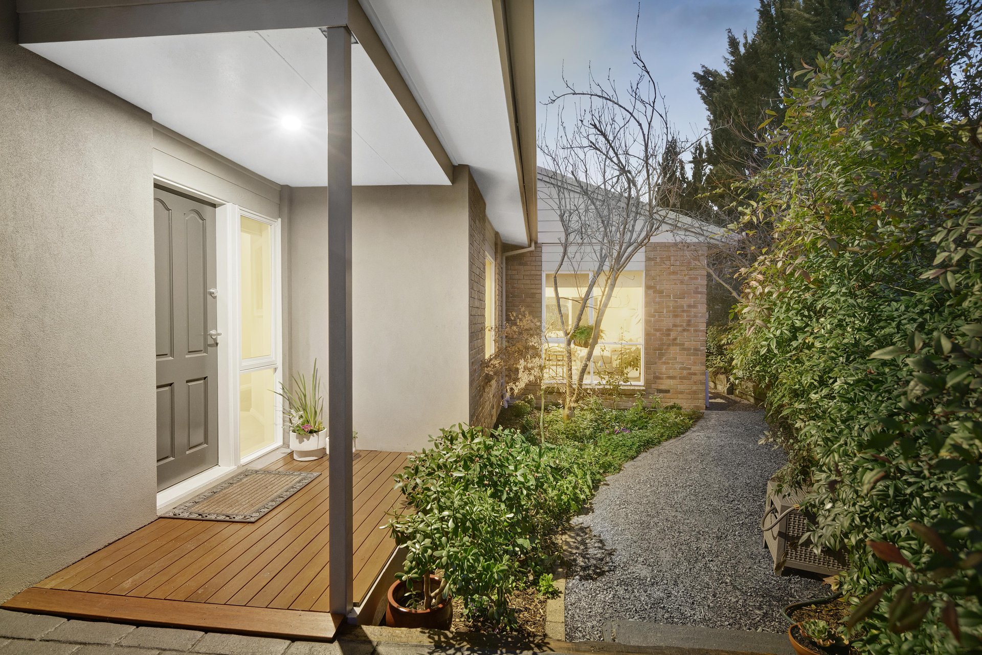 14 Laurel Hill Drive, Eltham North image 3