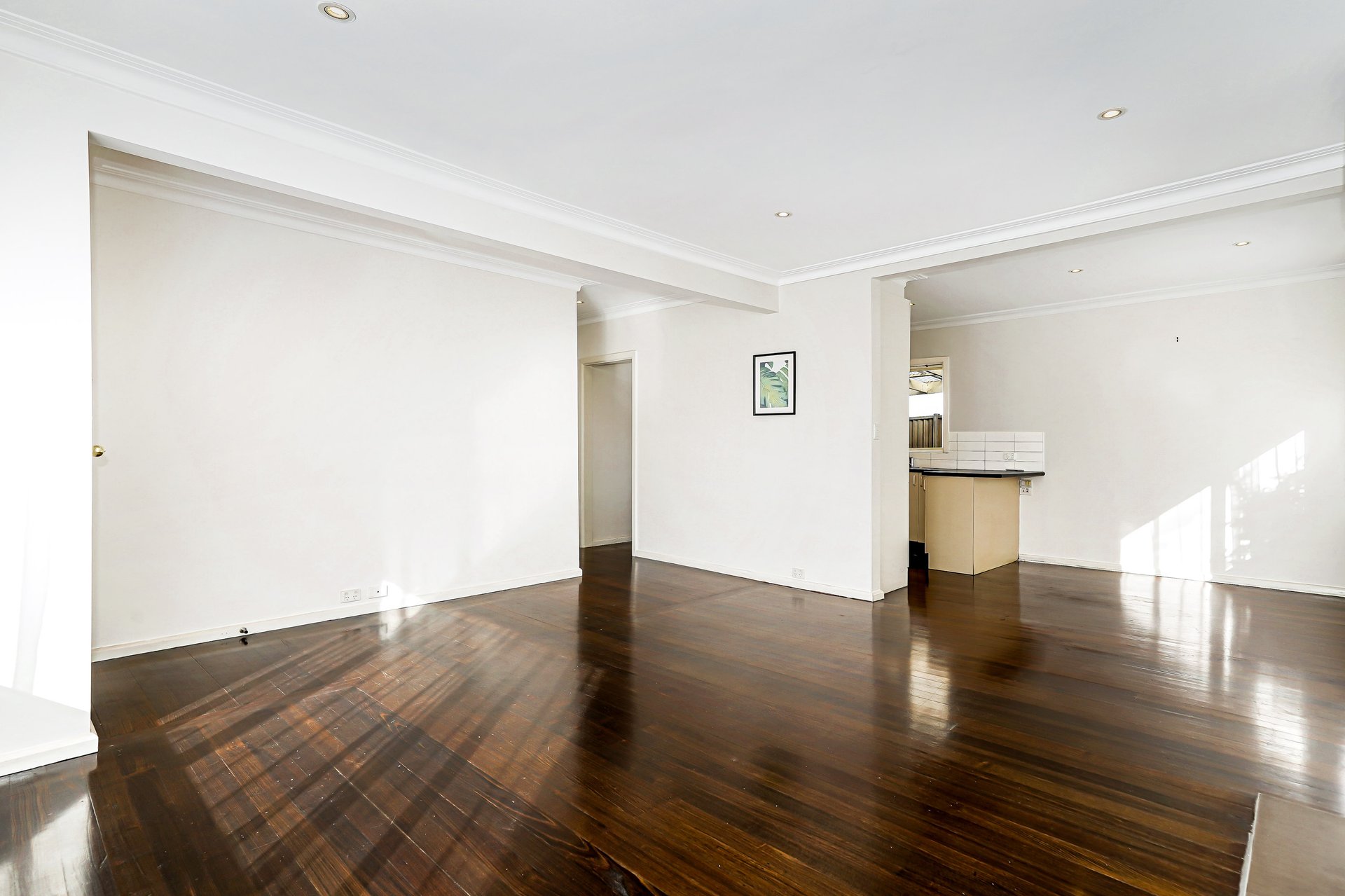 1/4 Lee Avenue, Springvale image 3