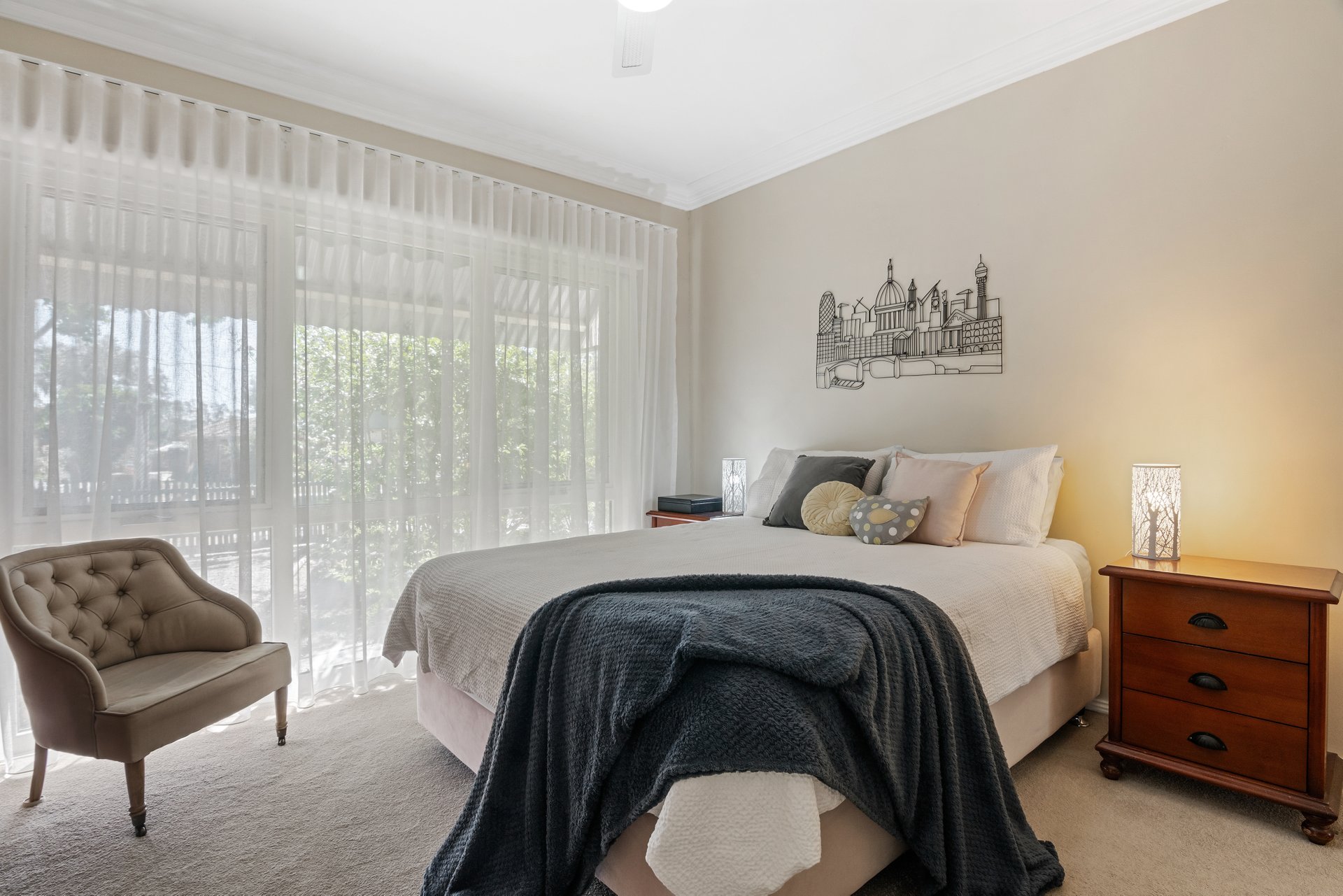 14 Leigh Road, Croydon image 5