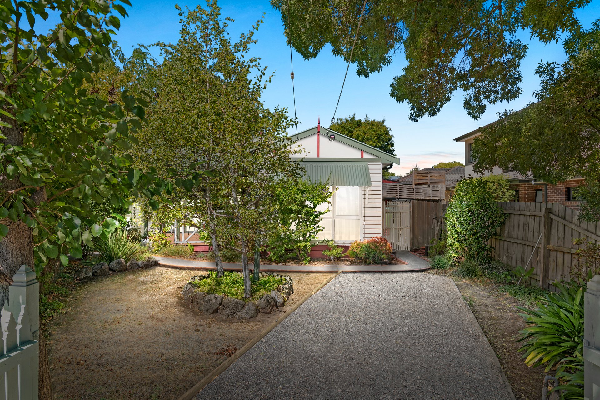 14 Leigh Road, Croydon image 10