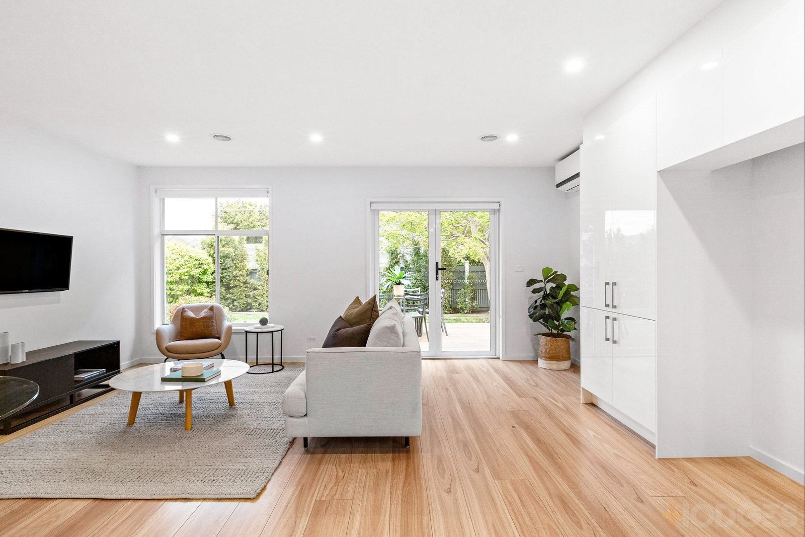 1 / 4 Linden Avenue Cheltenham