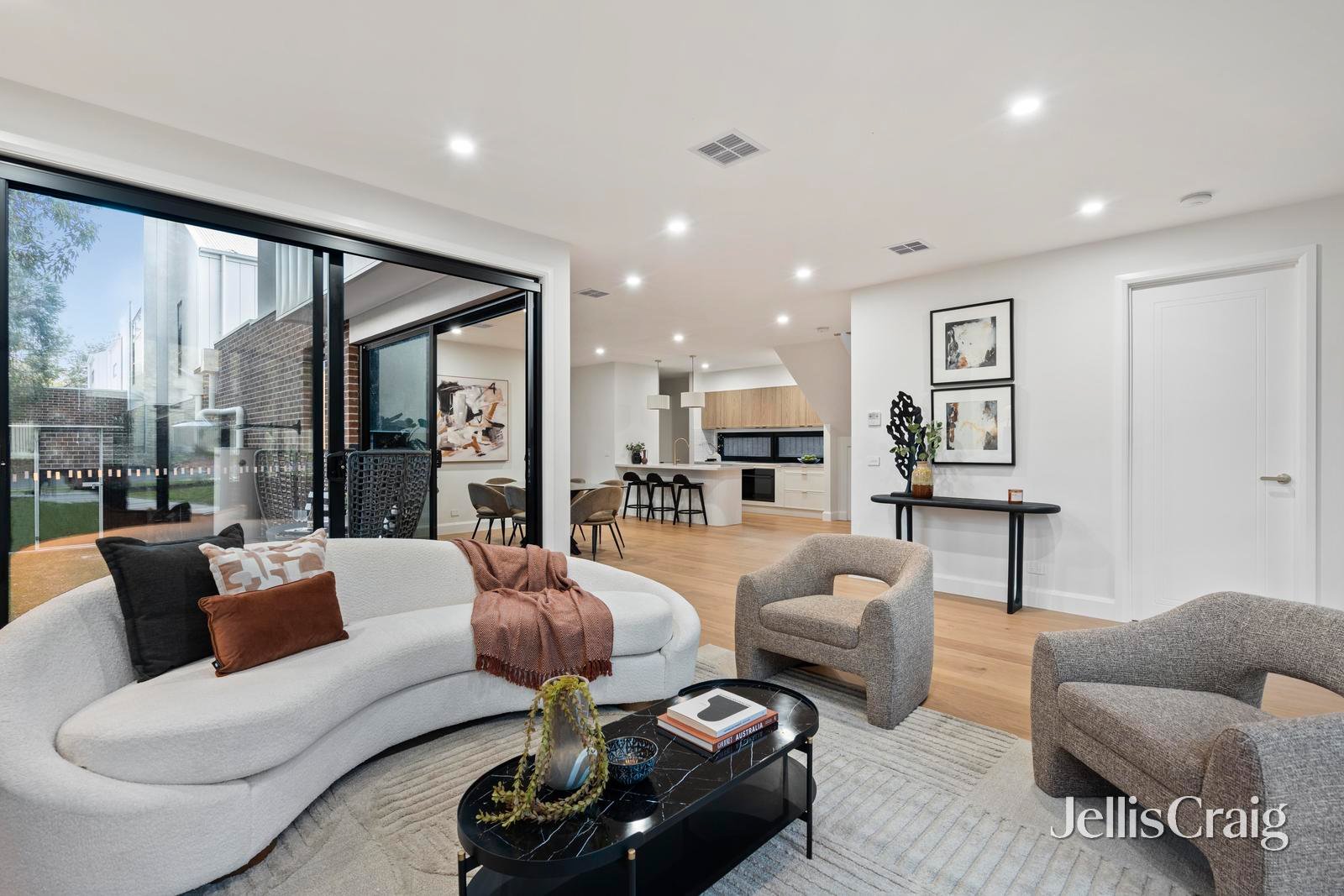 1/4 Linden Road, Ringwood&nbsp;North image 2