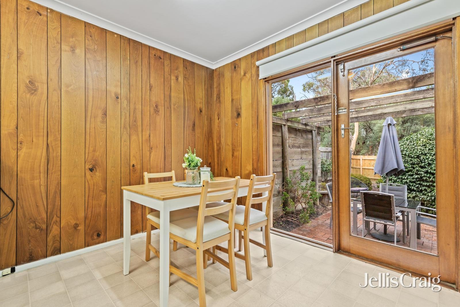14 Lindisfarne Drive, Burwood&nbsp;East image 5