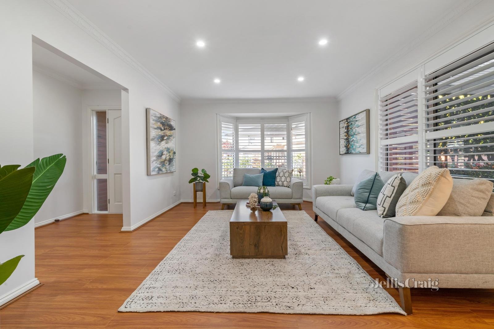 14 Little Street, Glen Waverley image 3