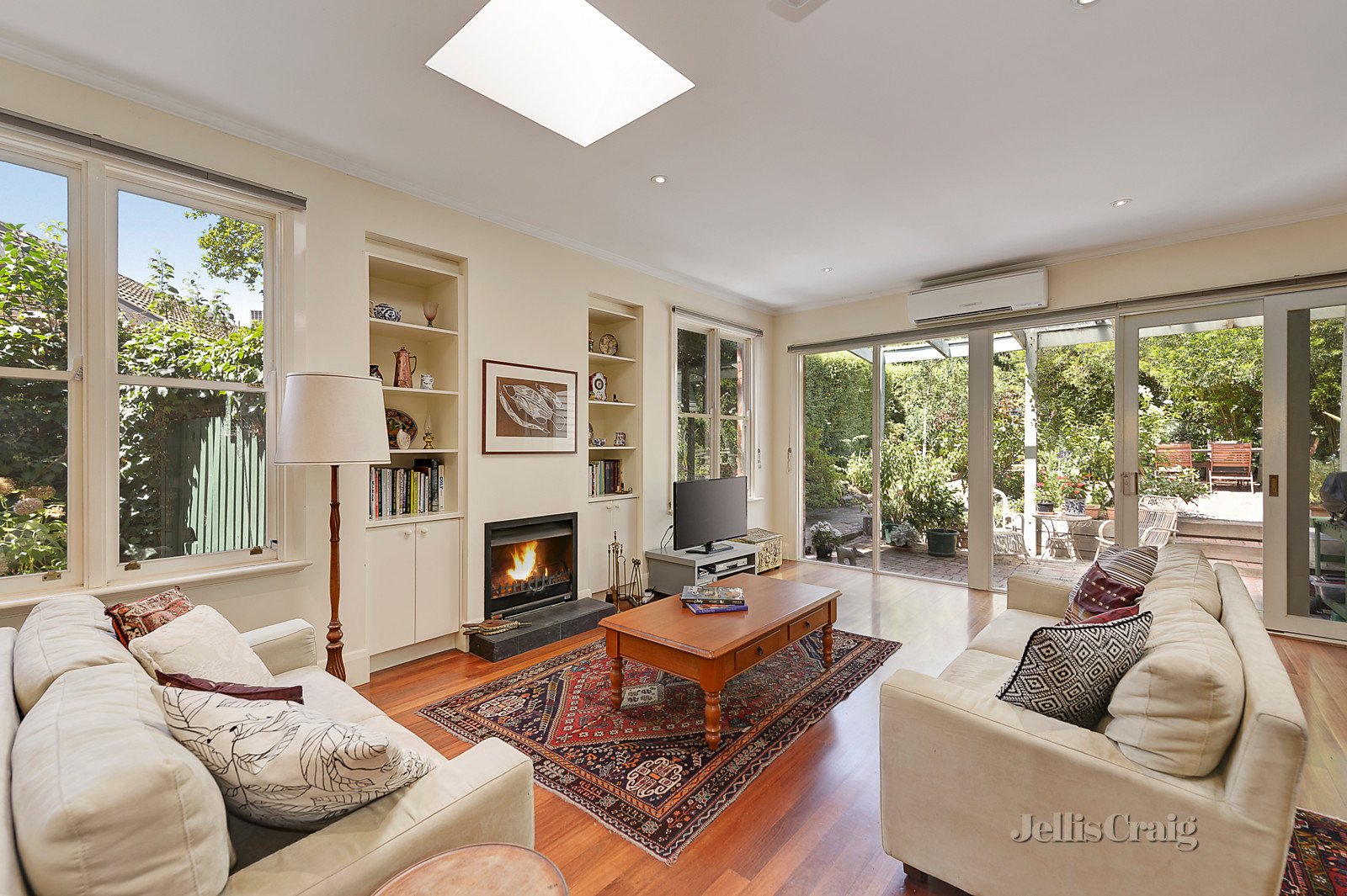 14 Locksley Avenue, Kew image 2