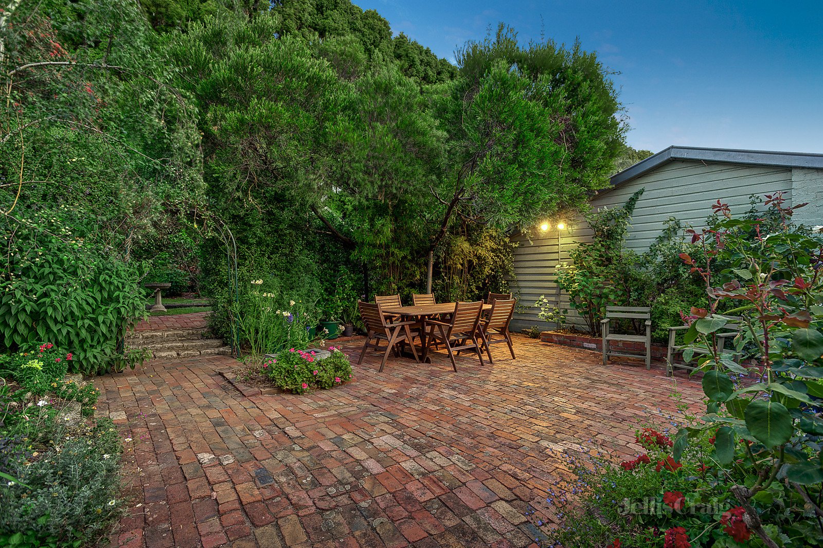 14 Locksley Avenue, Kew image 8