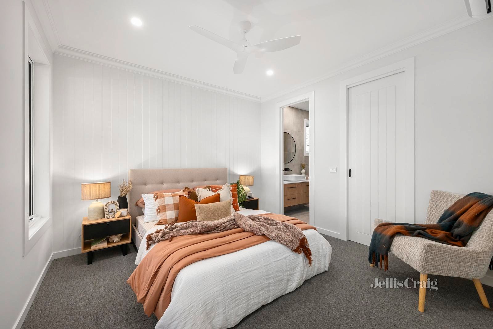14 Lucille Avenue, Croydon South image 8