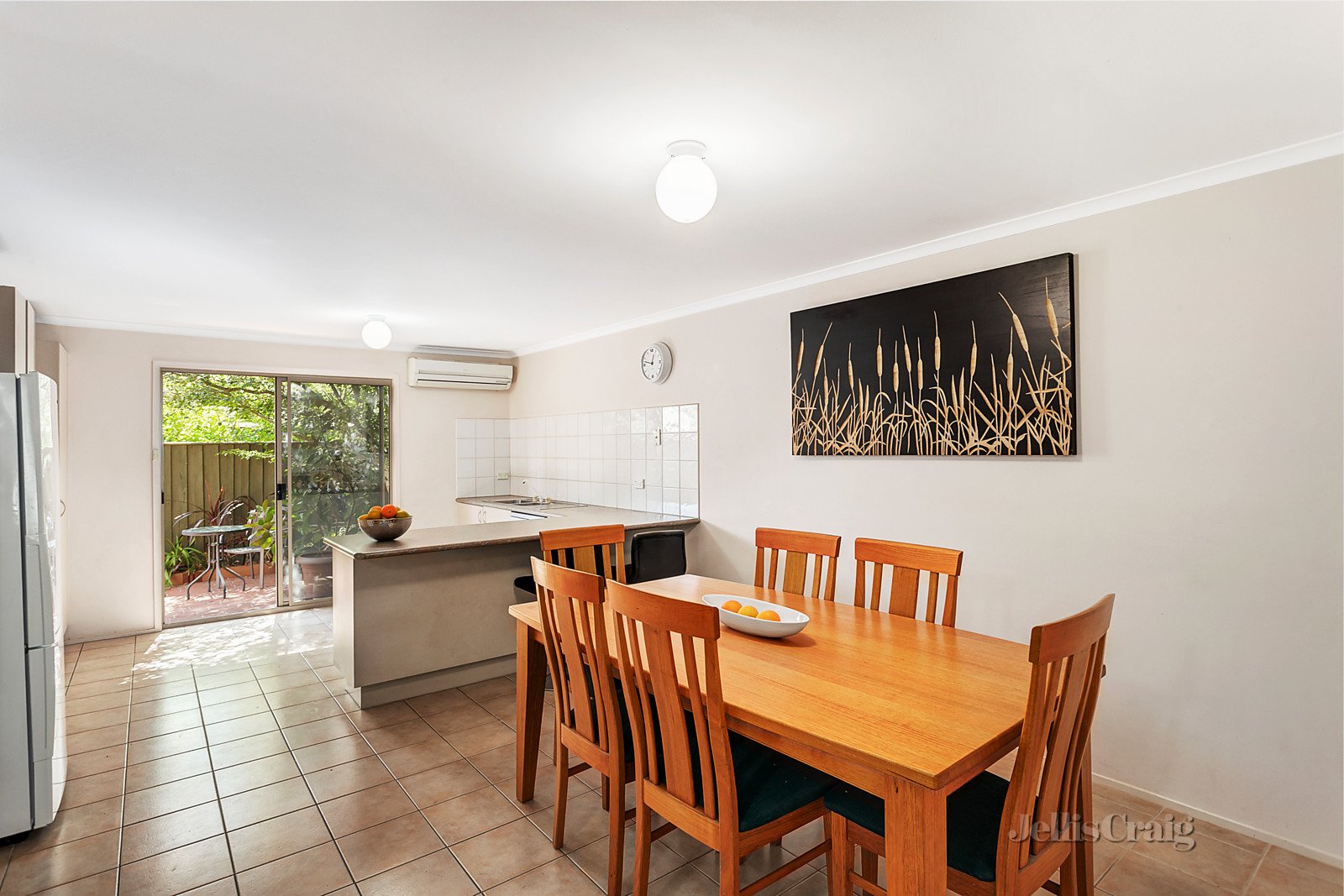 14 Lyell Walk, Forest Hill image 3