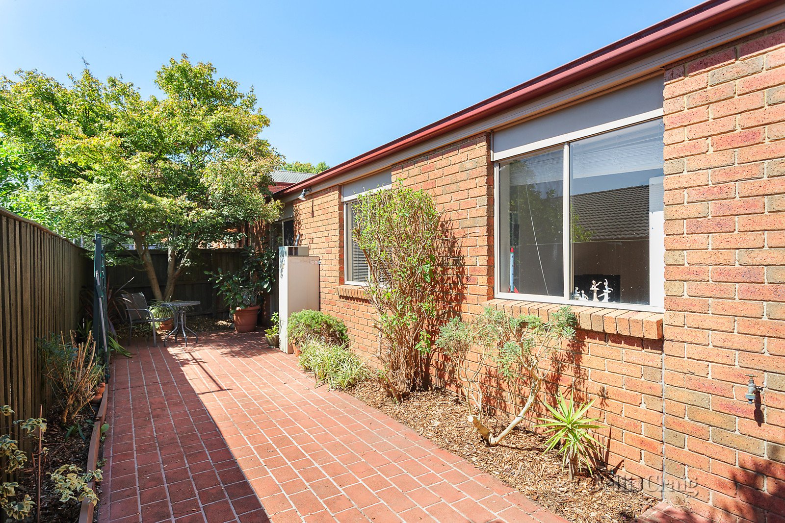 14 Lyell Walk, Forest Hill image 5