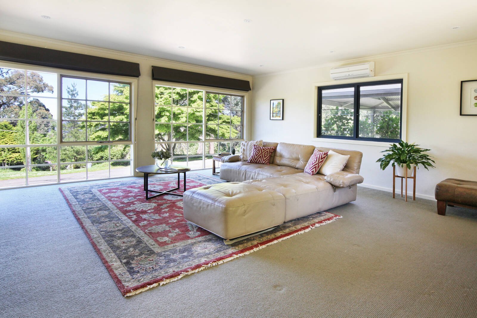 Property Gallery Thumbnail 10