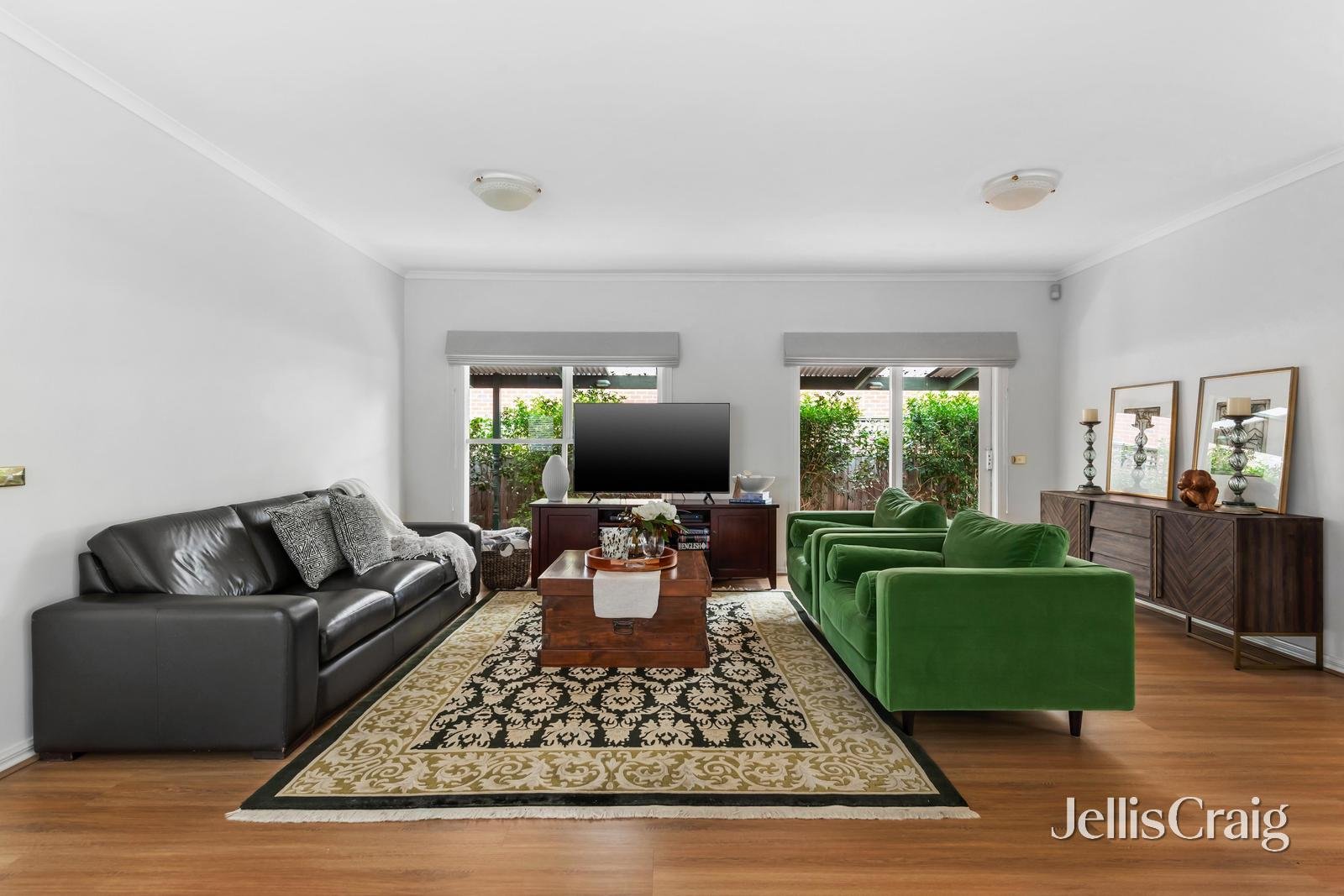 14 Mackie Road, Bentleigh East image 4