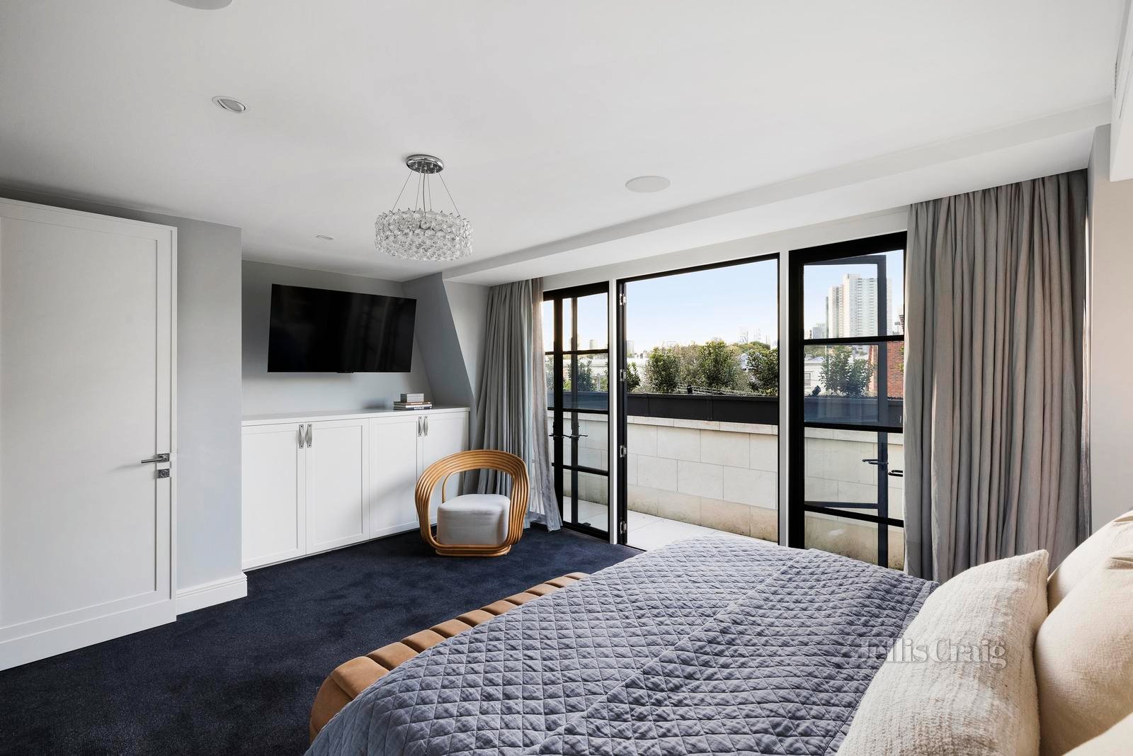 14 Madden Street, Albert Park image 11
